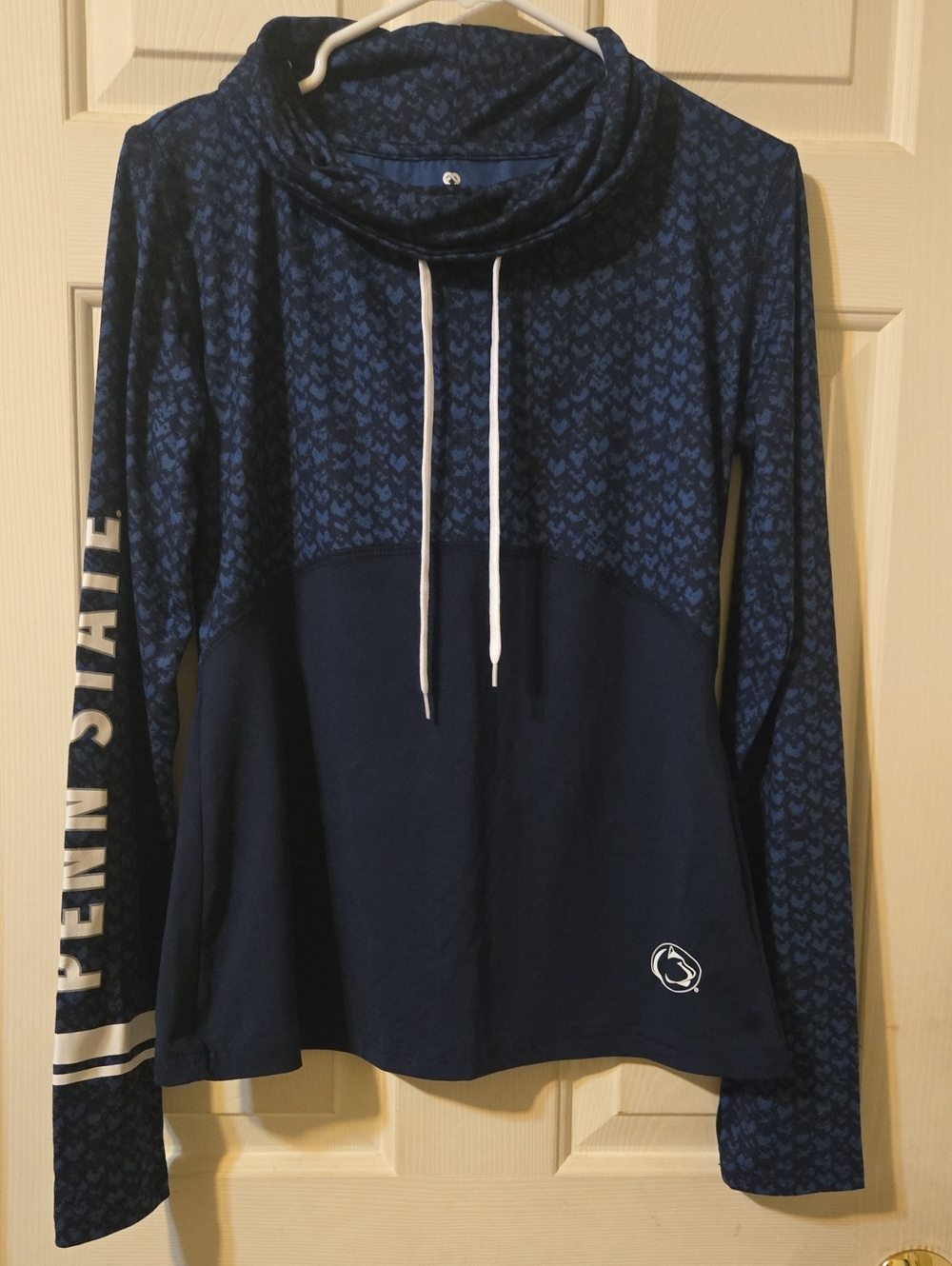 Colosseum Navy Blue Penn State Pullover Hoodie